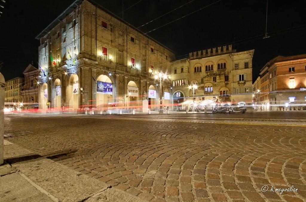 Palazzo Altavilla Deluxe Parma Bagian luar foto
